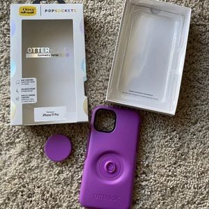 iPhone 11 PRO otter box pop socket case